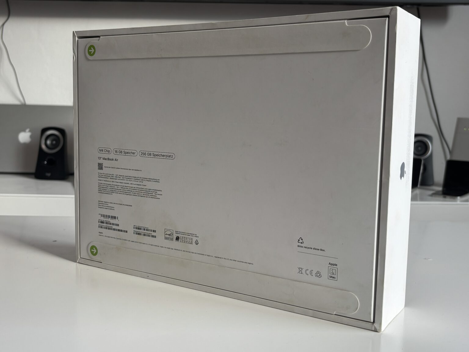 MacBook Air M4 Silver 256gb (2022) – fotka 3