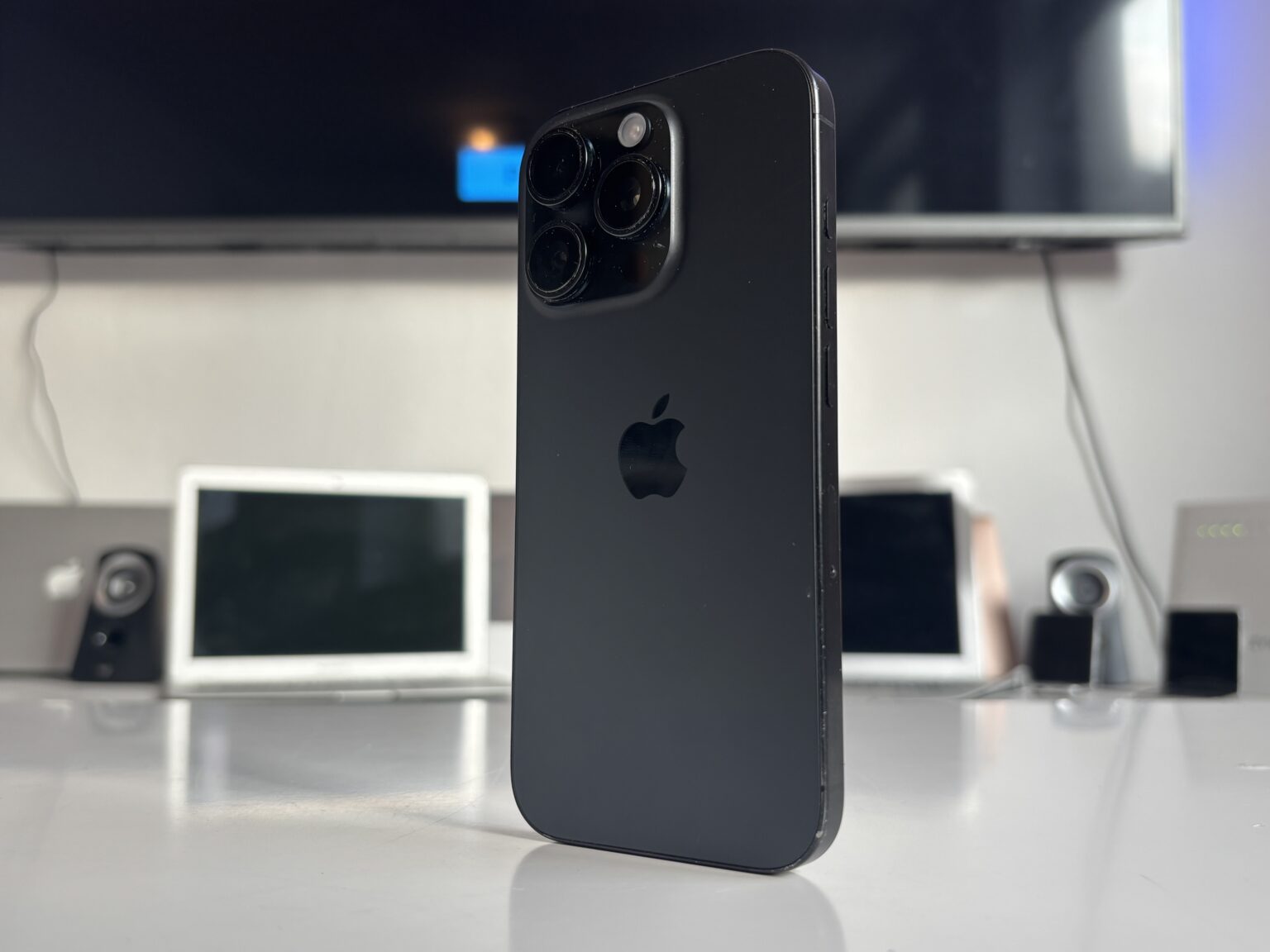iPhone 16 Pro 256gb Black – fotka 3