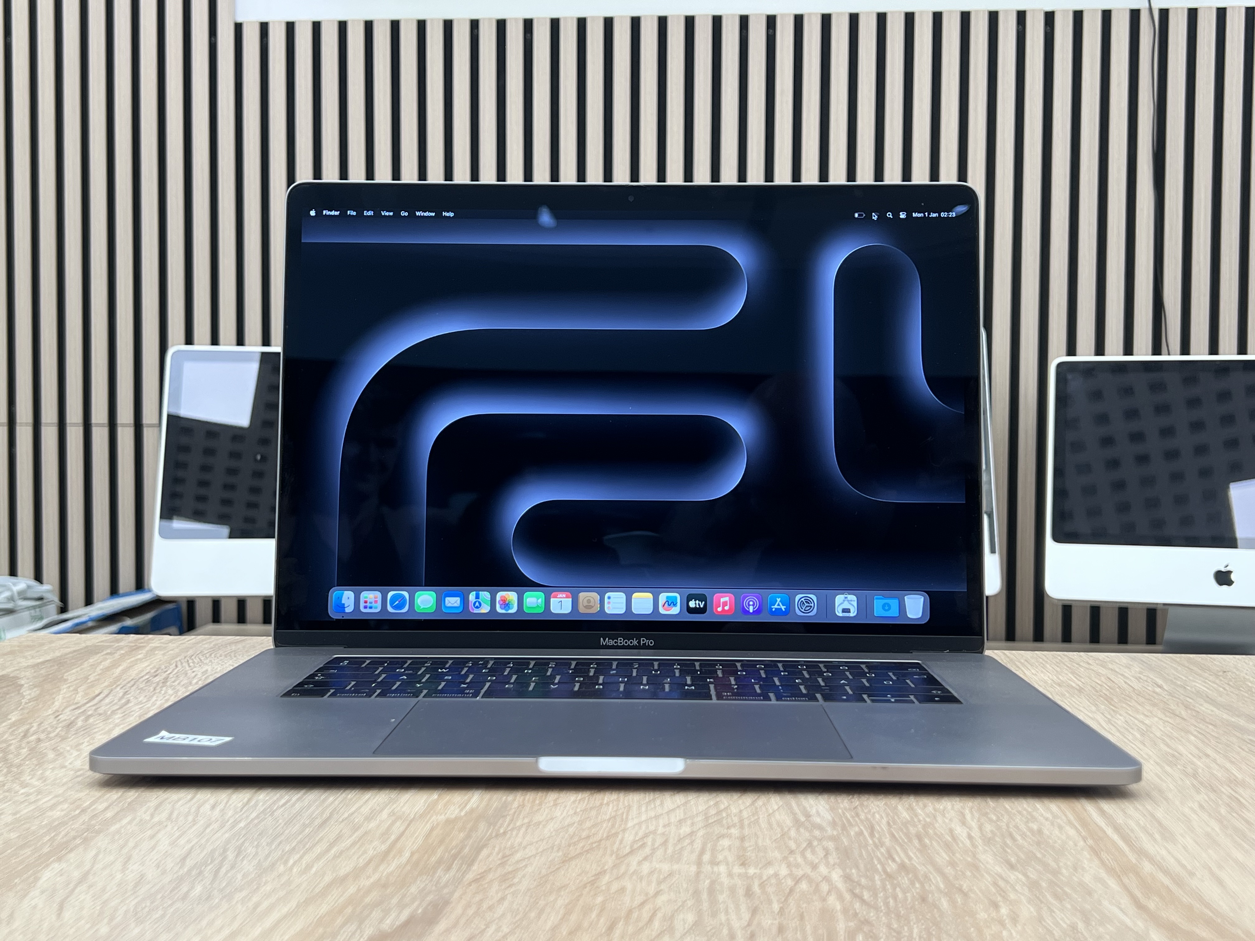 MacBook Pro 15" 2017 512/16GB – fotka 1