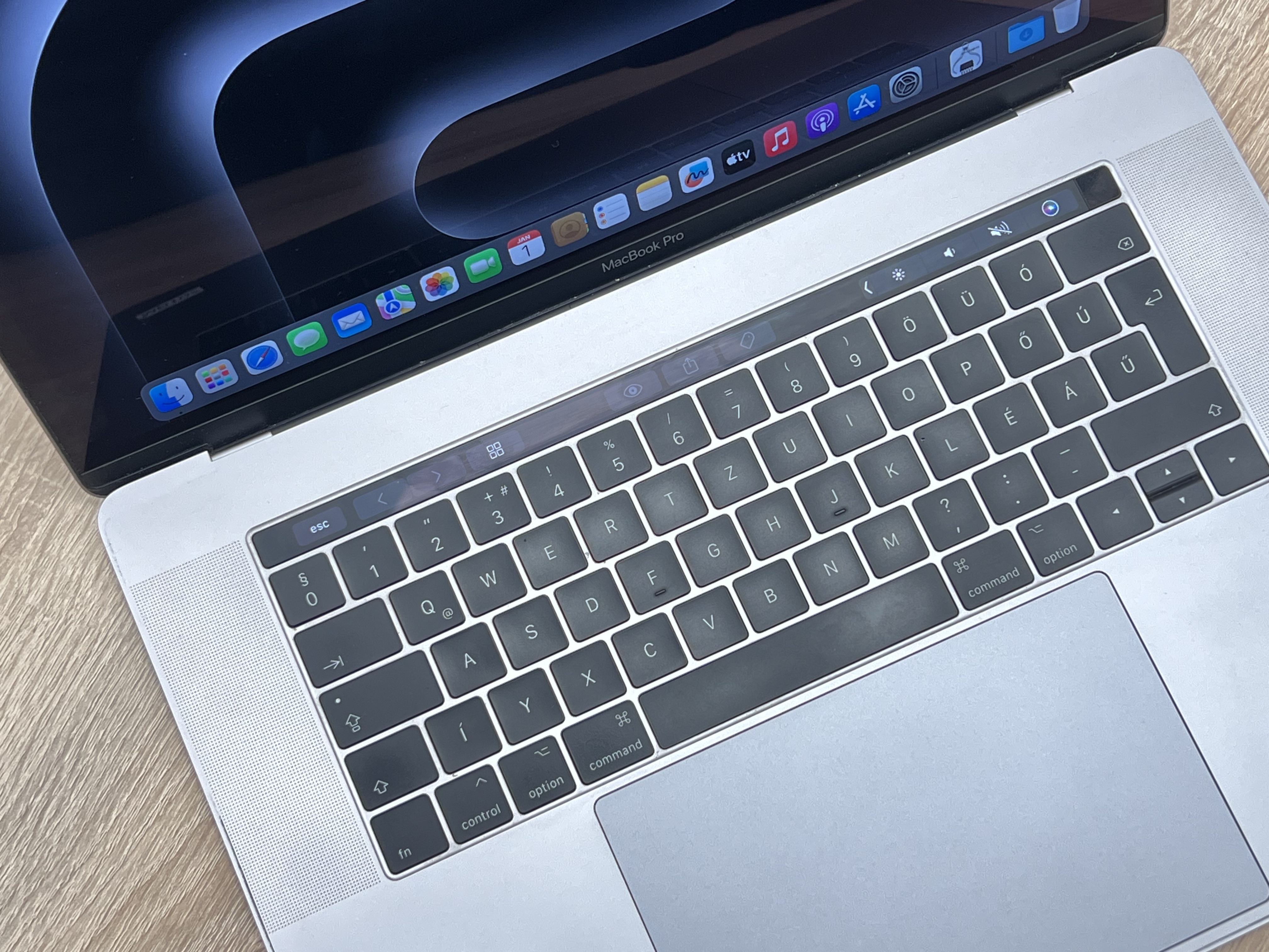 MacBook Pro 15" 2017 512/16GB – fotka 4