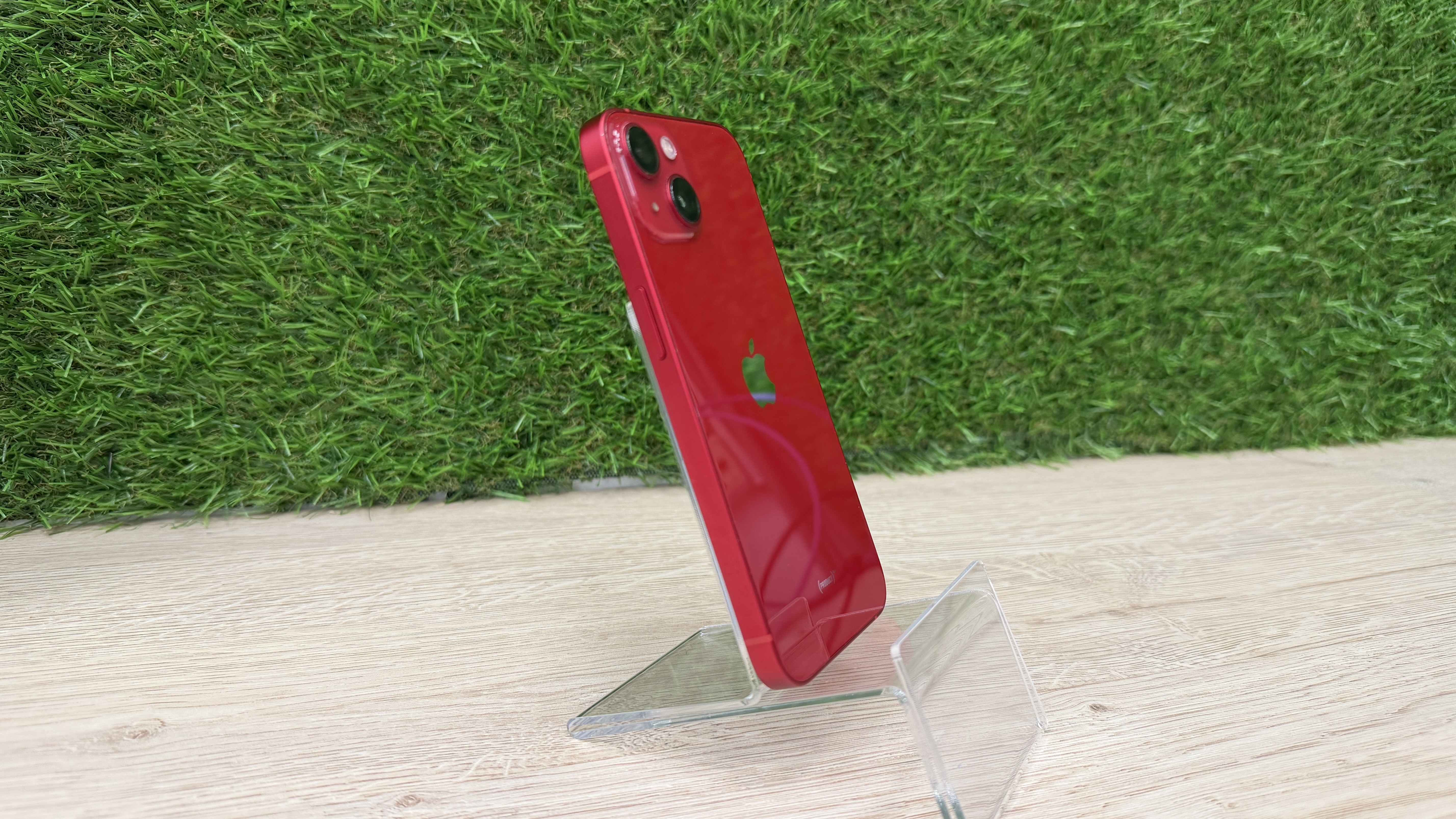 iPhone 13 128GB, Red – fotka 2